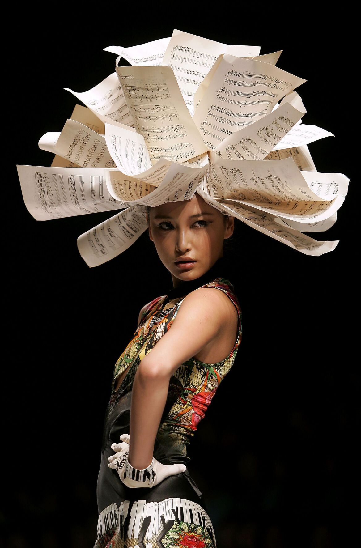 CHINESE MODEL